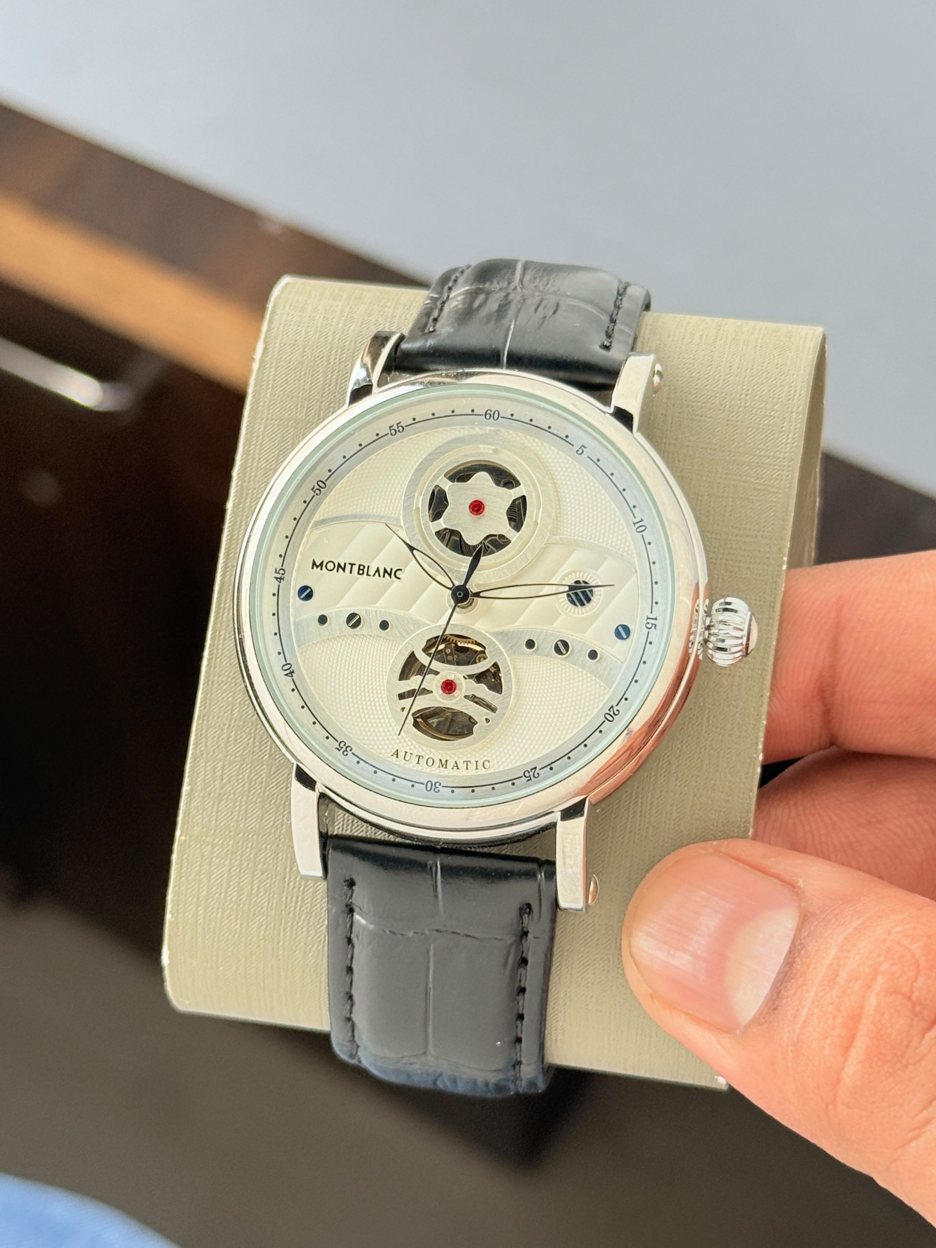 Men's watch
