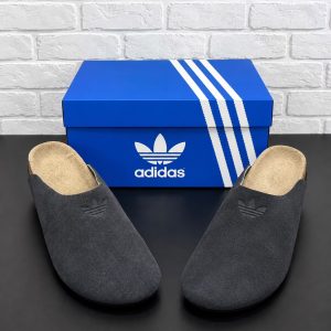 Men's slide