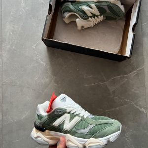 Women's shoes