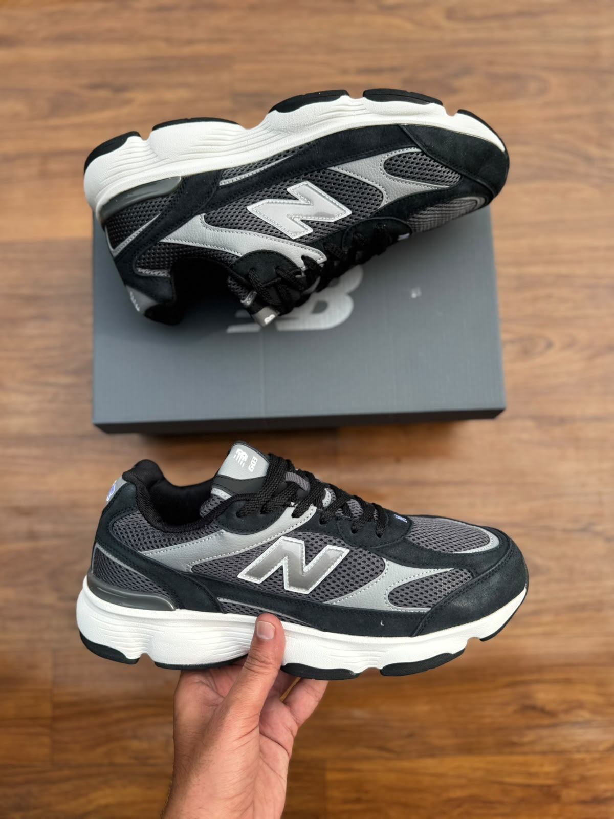 Men's shoes