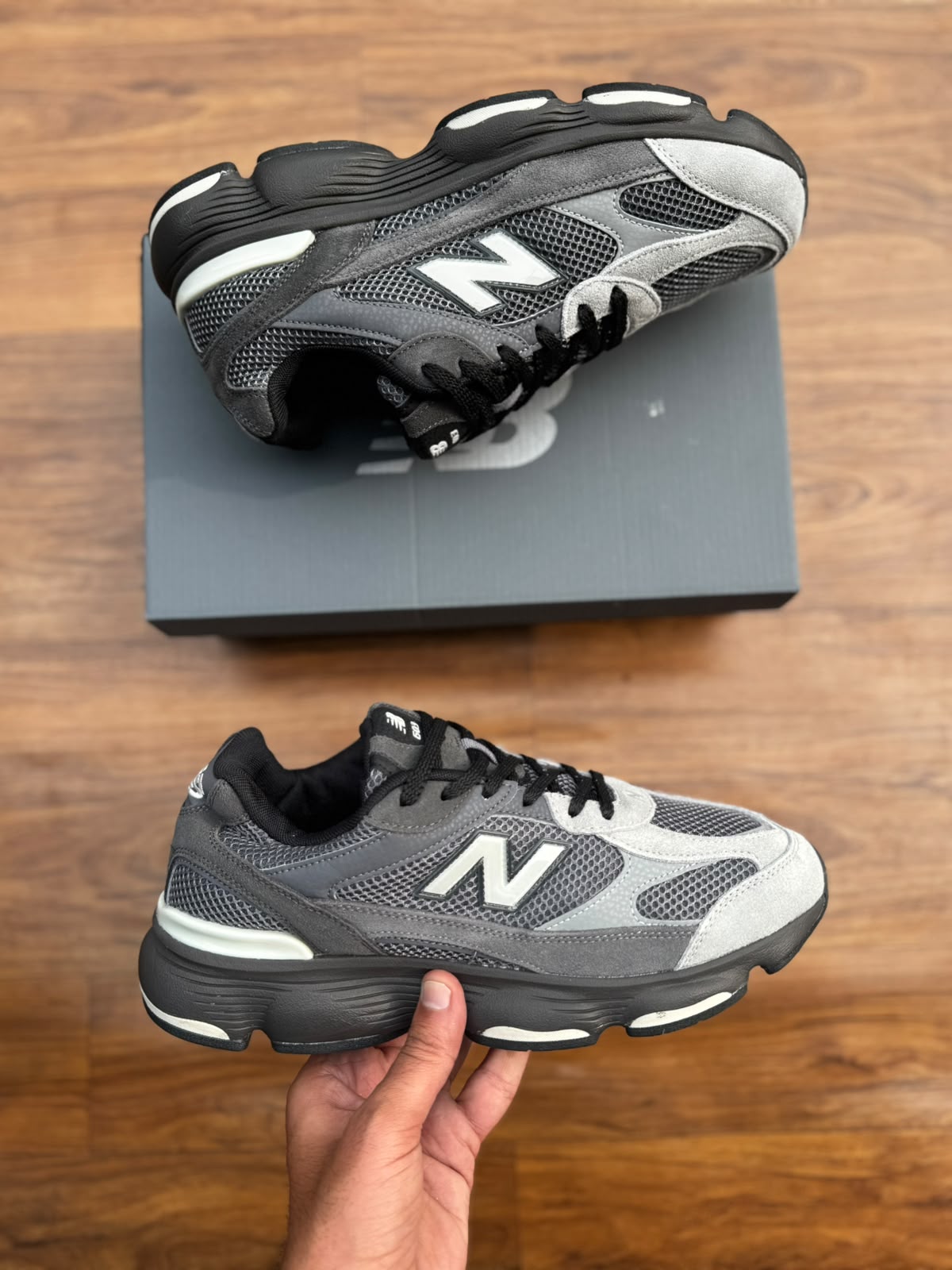 Men's shoes