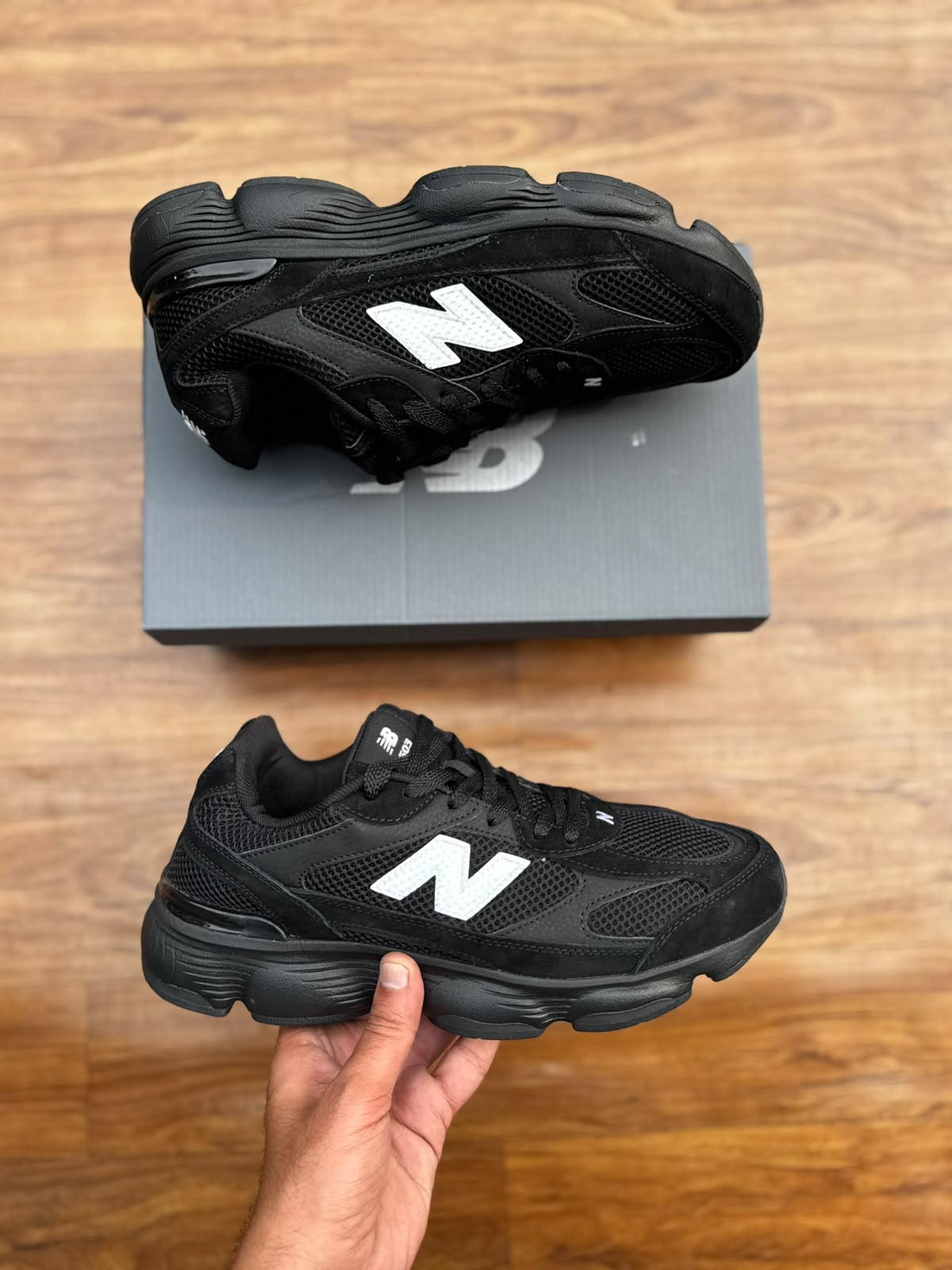 Men's shoes