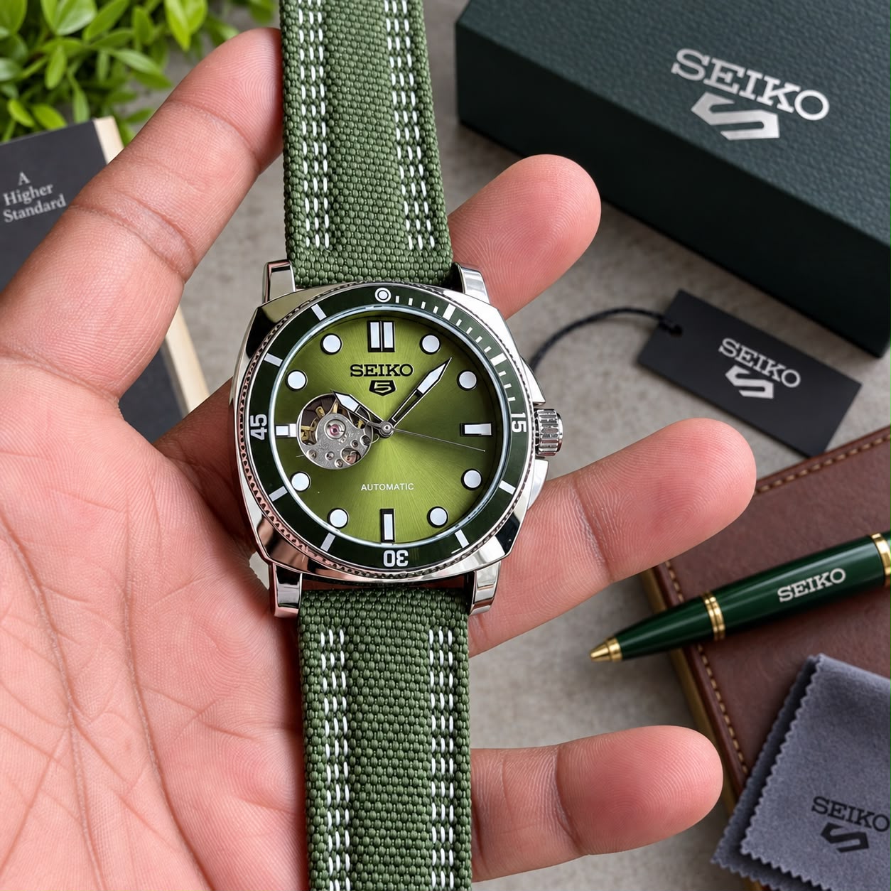 Men's watch