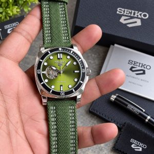 Men's watch