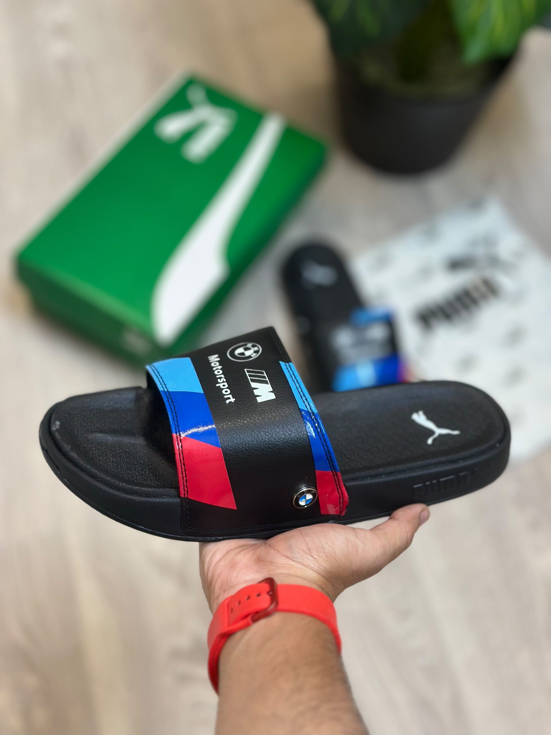 Men's slide