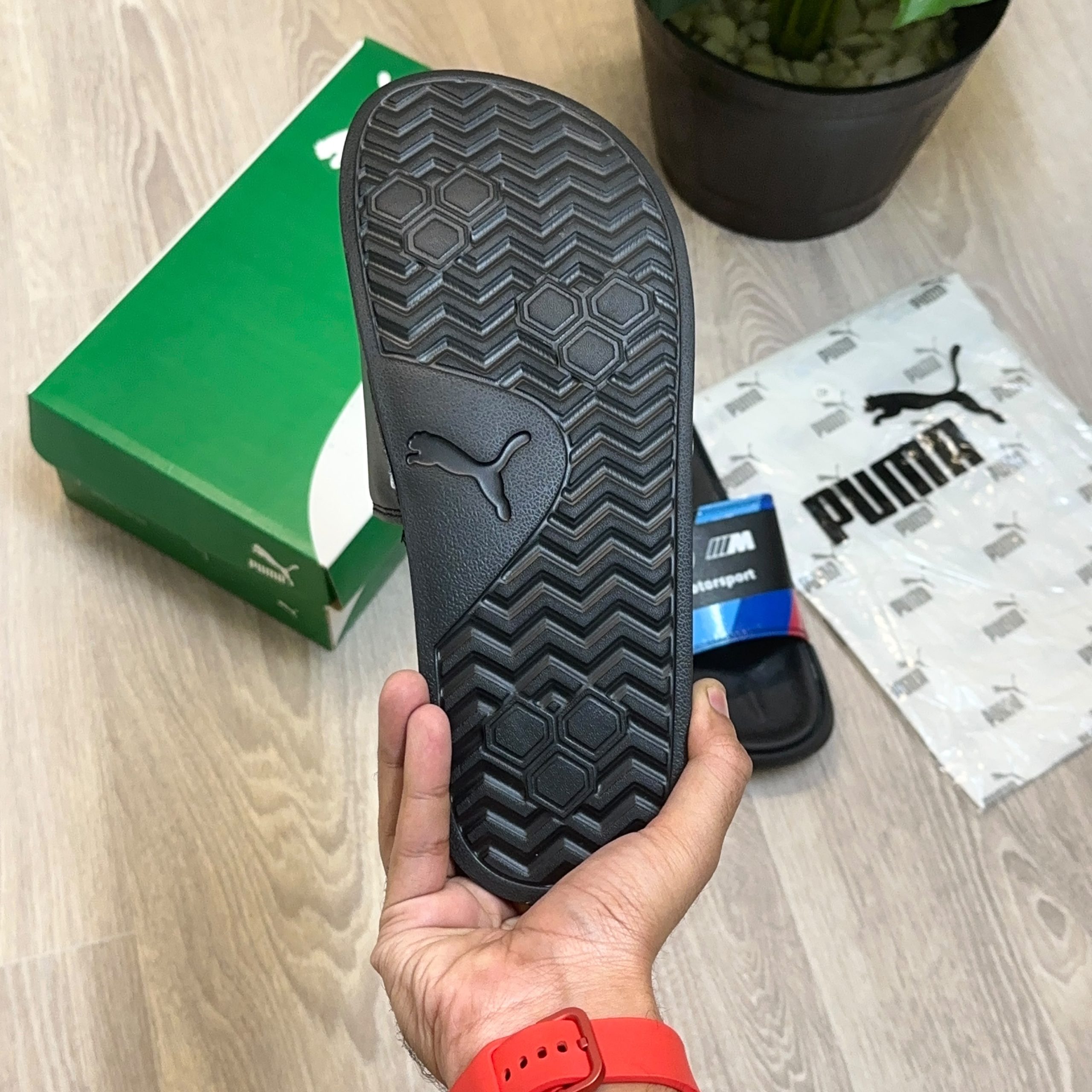 Men's slide