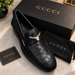 Men's shoes