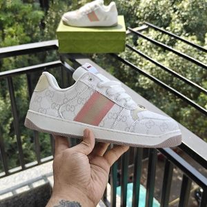 Men's shoes