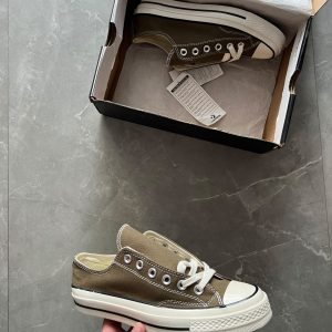 Men's shoes
