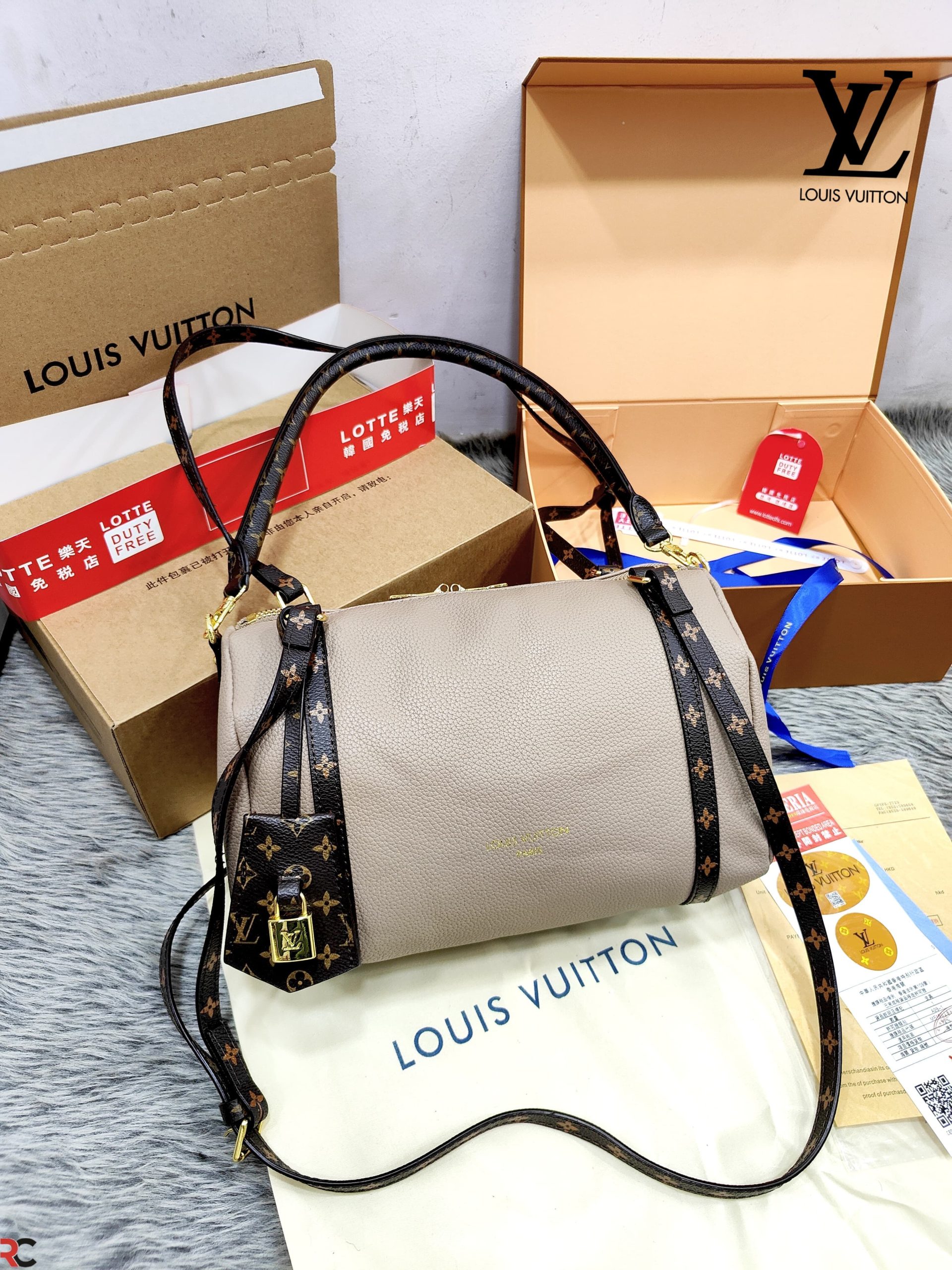 Women's bag