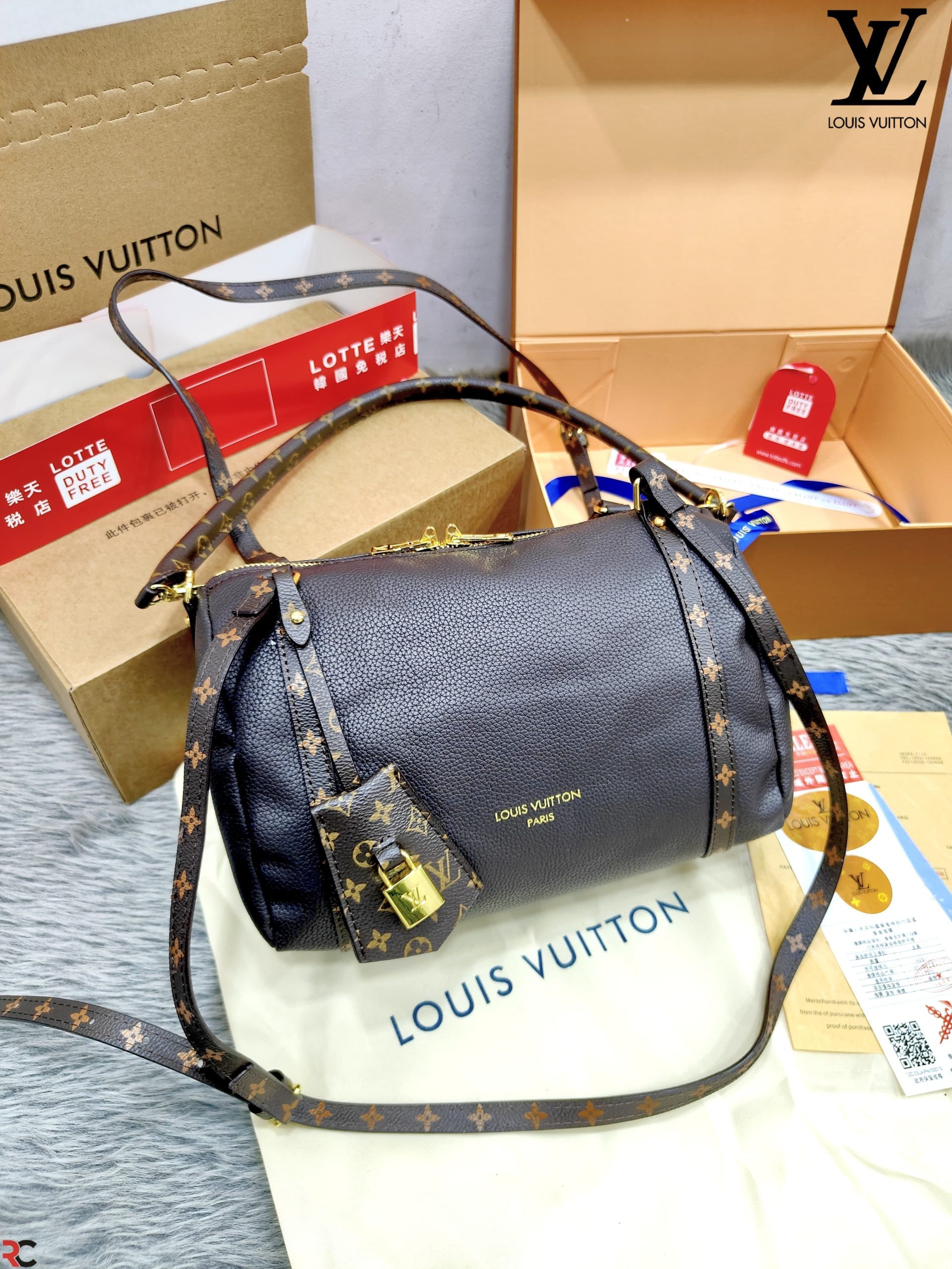 Women's bag