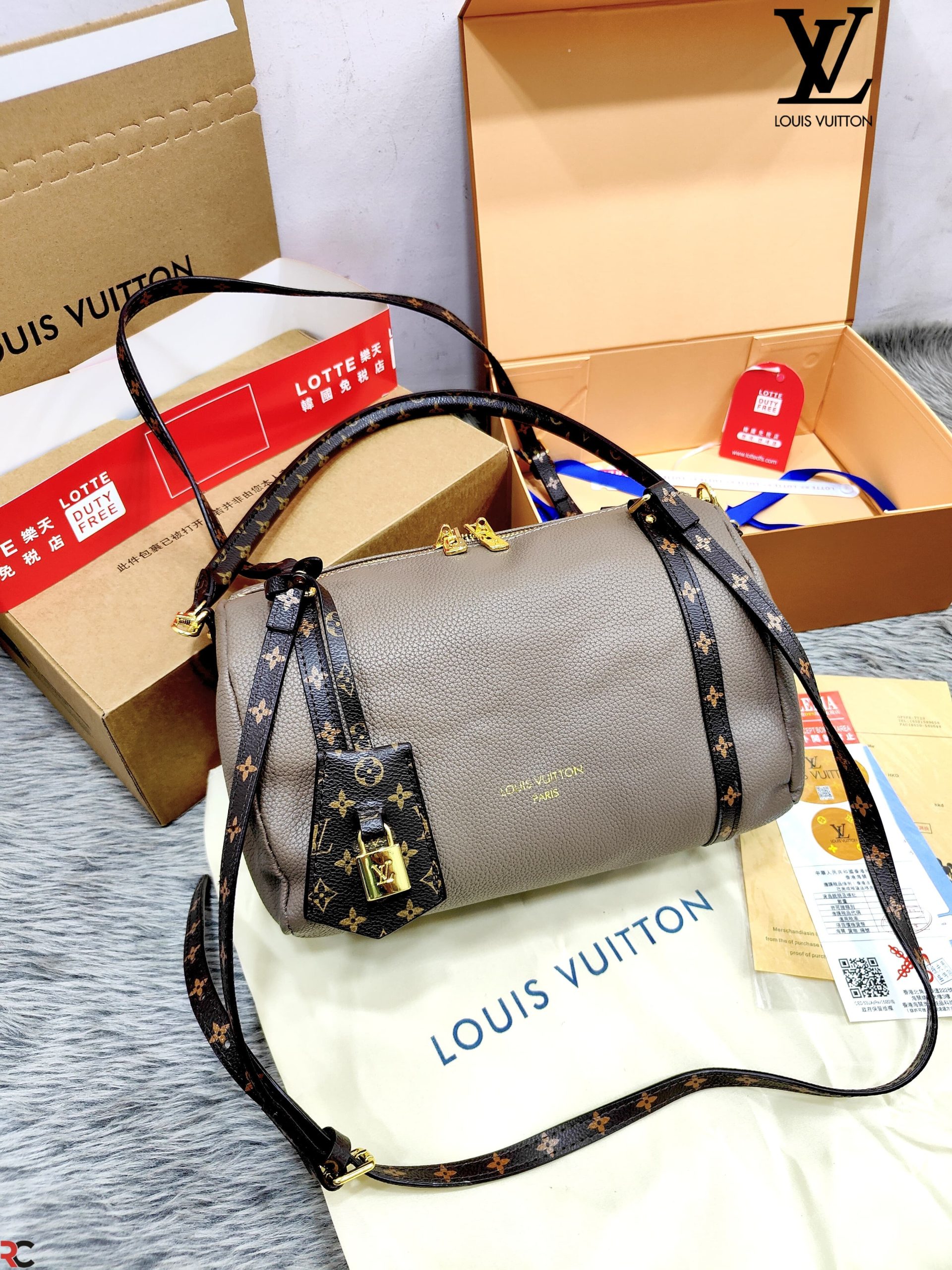 Women's bag