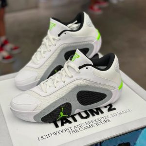 Men's shoes