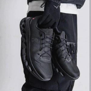 Men's shoes