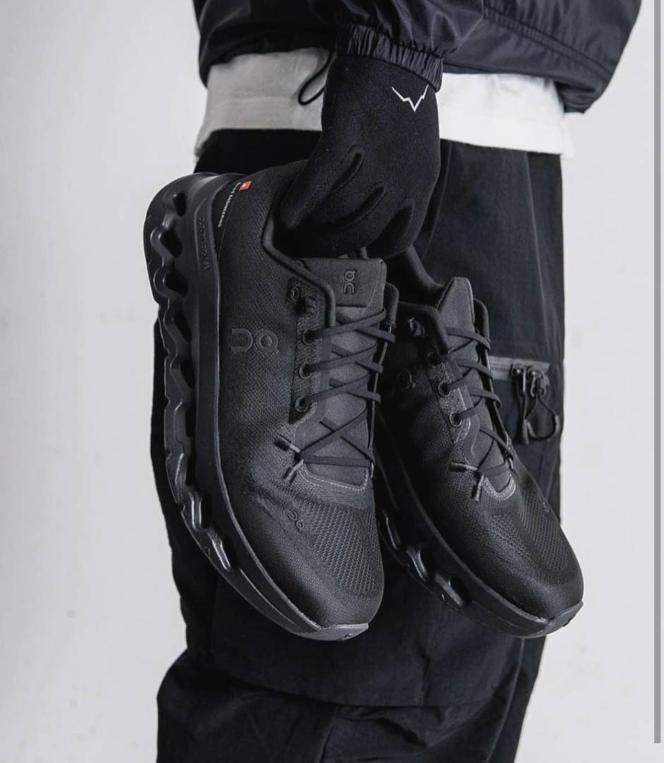 Men's shoes